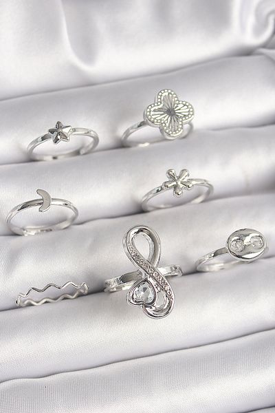Skygo Silver Color Clover Figure Heart Detail Ring Combination - Zircon Stone