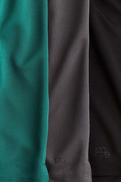 H&M مجموعة من 3 شورتات رياضية شبكية DryMove™