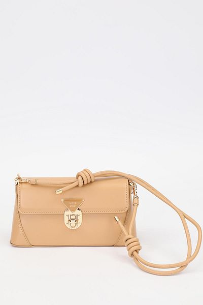 Levidor Mink Triangle Lock Detailed Shoulder Bag