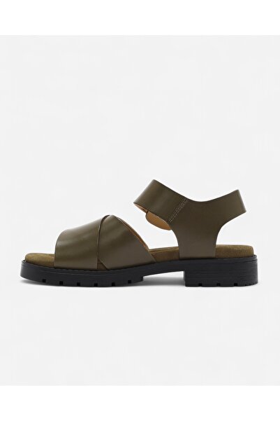 CLARKS Orinoco Cross Kadın Kahverengi Sandalet 26181351