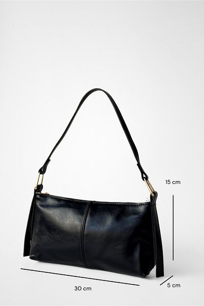 Yuka Atelier Geantă de umăr mini Cushy din piele artificială lucioasă