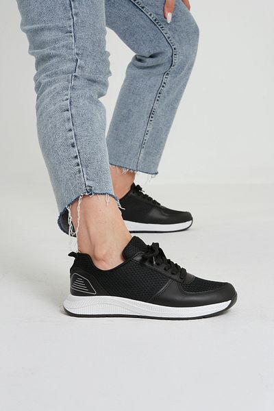 Beyond Women's Black Lace-Up Mesh Detailed Leather Sneaker 2.5 cm Byndf301