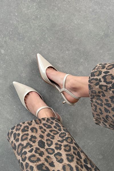 STRASWANS Melvin Women's Heeled Wrinkled Leather Shoes Beige