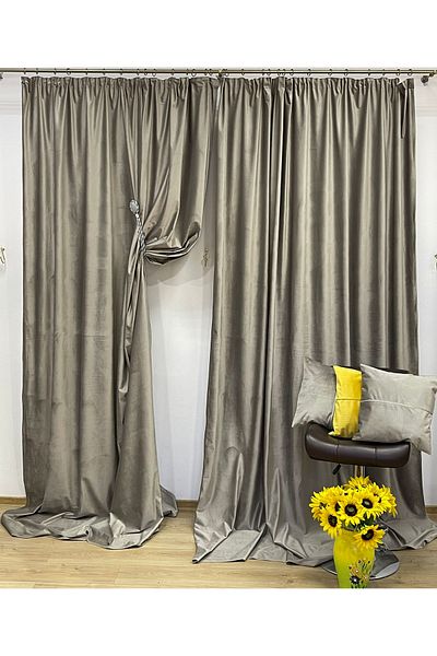 Liz Line Set doua draperii catifea grej, colectia "Velvet" by LIZ LINE 2x400x245cm cu rejansa DR2174