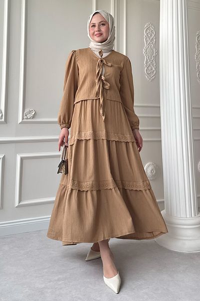 InStyle Set Camel creponat cu fustă cu dantelă cu panglică