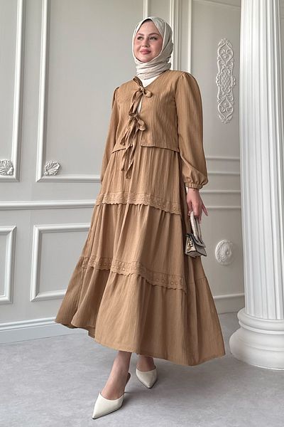 InStyle Set Camel creponat cu fustă cu dantelă cu panglică