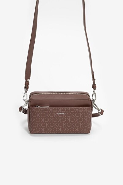 Calvin Klein Must Convertible Monogram Omuz Çantası
