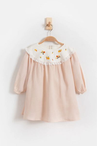 Soft kids Рокля за момиче с бродирано деколте и детайл с миди