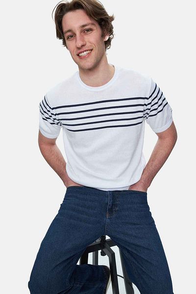 UCLA Tricou pentru bărbați KENDRICK cu dungi albe, cu decolteu, brodat, cu potrivire standard