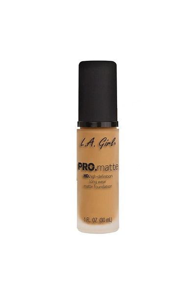 L.A. Girl L.A.Girl PRO Matte Ultra Mat Light Tan Foundation with high coverage and matte finish, 30ml