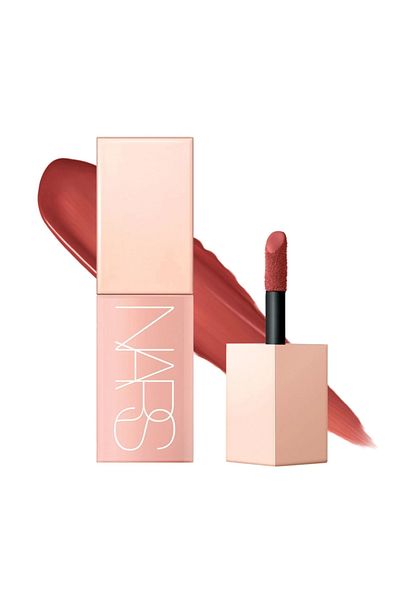 Nars NARS Afterglow Liquid Blush in Aragon
