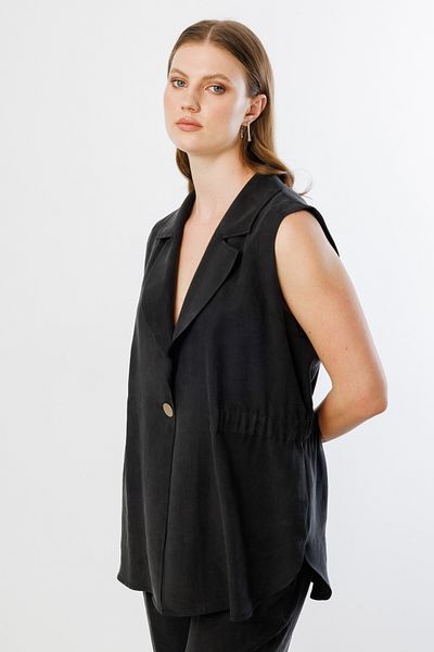 Mi Pret a Porter Mi Jacket Collar Linen Vest
