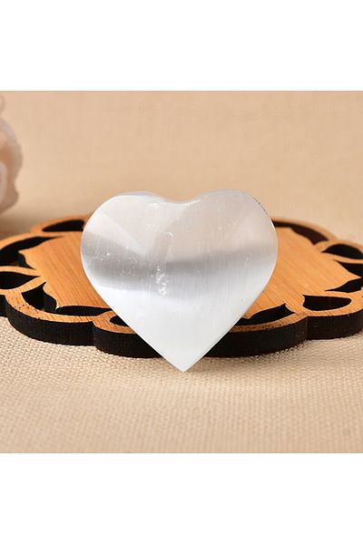 Choice 1PC Natural Selenite Natural Selenite Heart Shaped Hand Carved Polished Love Crystal Reiki Healing S