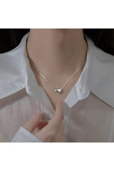 Choice قلادة نسائية فضية على شكل قلب AXL40042 بسلسلة ثعبان لطيفة على شكل حب أ...