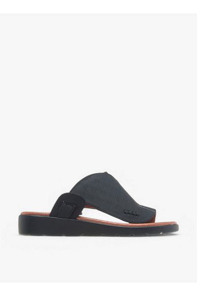 LBL by Shoexpress Textured Slip-On Arabic Sandals with Toe Loop Detail