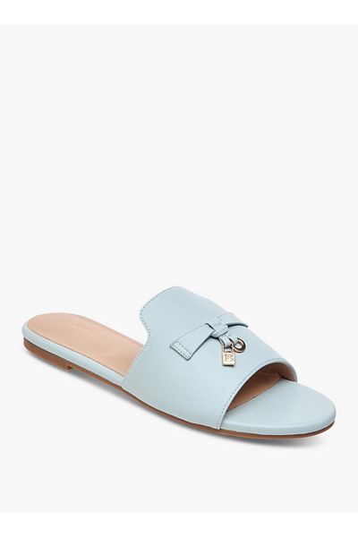 Flora Bella by Shoexpress صندل سهل الارتداء بقفل مميز