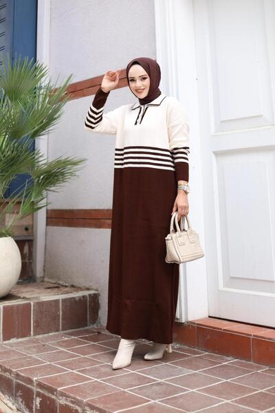 HARMAN BUTİK Πλεκτό φόρεμα χιτζάμπ με ριγέ λαιμόκοψη V και κουμπιά