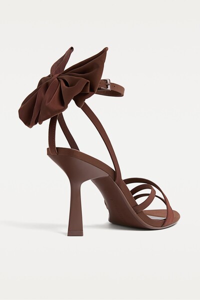 Stradivarius Heeled sandals with bow