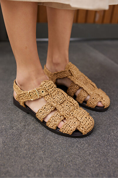 ANGELİNA JONES SANDALE ORGU DE MÂNĂ NUDE DE FEMEI ROMUS