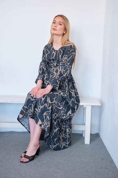 BUSA Rochie lungă cu model de gât de maternitate ALBASTRU ÎNCHIS