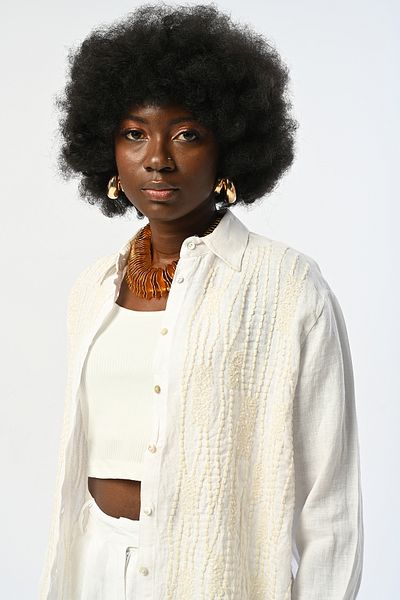 Orfeo Negro Women's Embroidered and Sequin Sequin Embroidered White 100% Linen Oversize Shirt