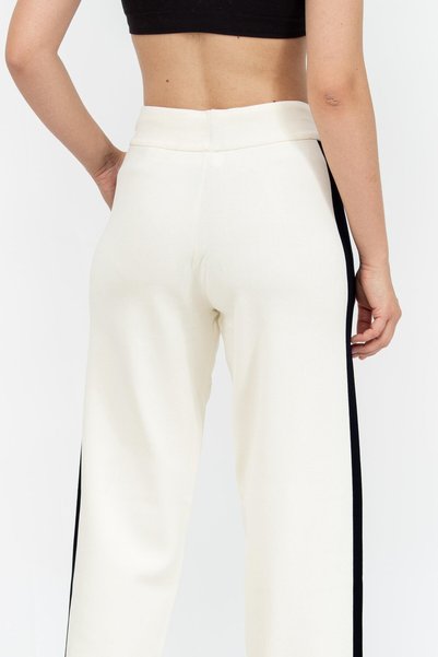 Guess Women's Sweatpants Cream