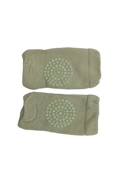 Banz Baby anti-slip protection set, knee pads and socks, Green