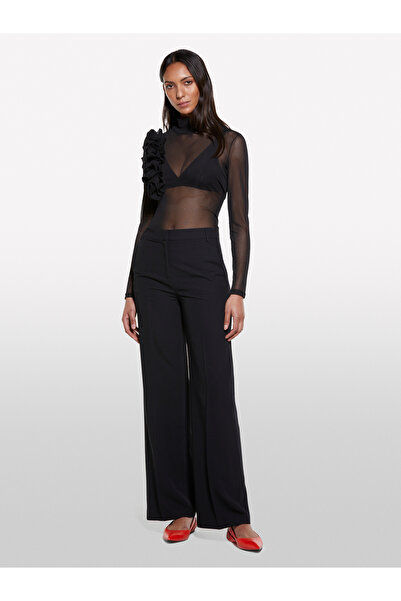 Sisley Γυναικεία μπλούζα από τούλι με λεπτή εφαρμογή, με λεπτομέρεια από λουλούδια από μείγμα λιούσελ