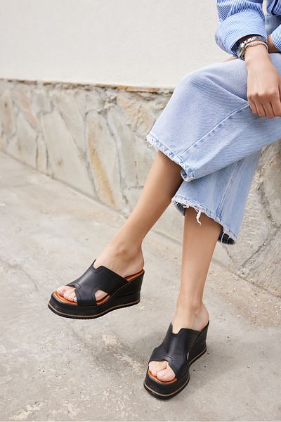 ANGELİNA JONES Evelin Women's Black Real Leather Padded Sole Slippers