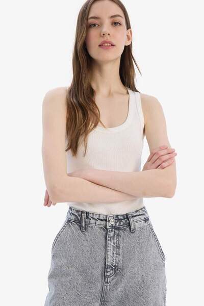 DeFacto Kırık Beyaz Kadın Atlet A1665AX/WT32