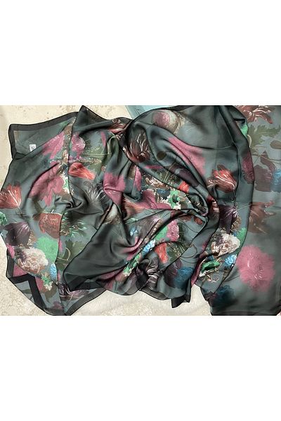 Bona Sera Crystal Shawl with Flower Pattern
