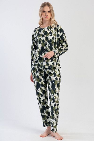 VİENETTA Women's Microwelsoft Marla Off-Shoulder Long Sleeve Pajama Set, 312102