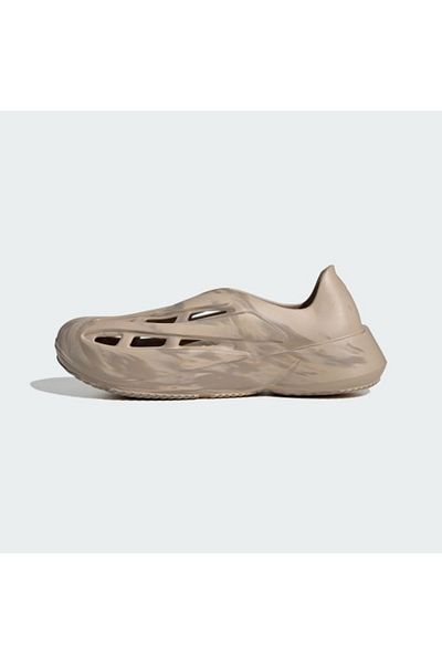 adidas Sandals - Flat