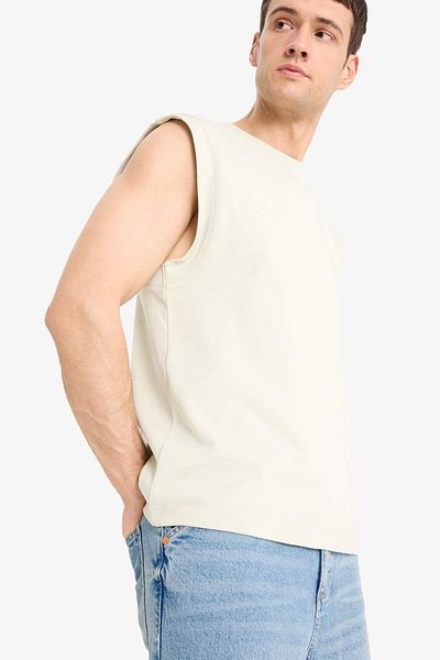 DeFacto 100% Cotton Boxy Fit Printed Crew Neck Undershirt C5040Ax25Hs