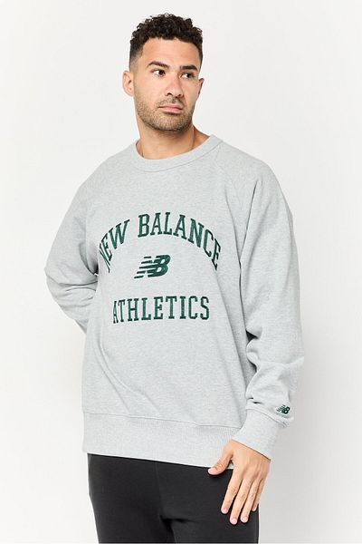 New Balance Men Relaxed Fit Long Sleeves Outdoor Sweatshirt, Grey
