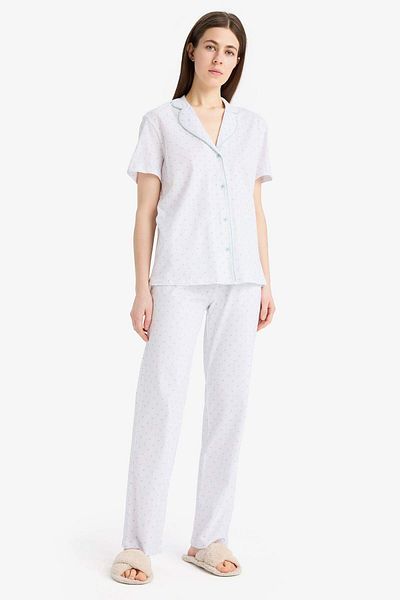 DeFacto Regular Fit Pajama Set Short Sleeve Pajama Top with Stretchy Waist Long Pajama Bottom-Fall in Love E0265Ax25
