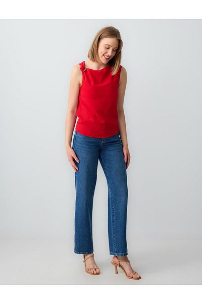 Jimmy Key Red Straight Cut Boat Neck Sleeveless Woven Blouse