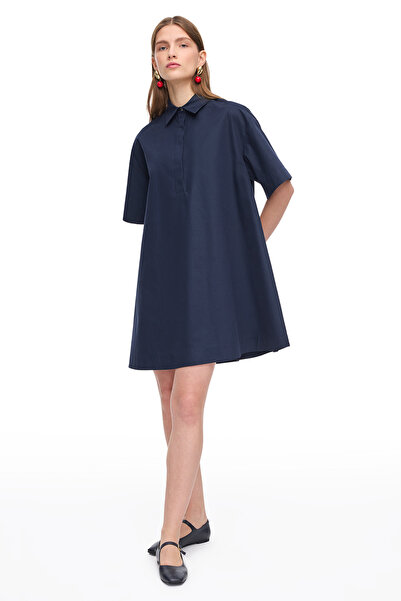 Perspective Μίνι φόρεμα σε μπλε ναυτικό χρώμα Albas άνετο και ελαφρύ