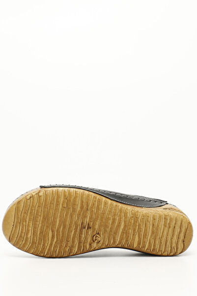 GÖNDERİ(R) Women / Girls Black Gön Genuine Filling Sole Leather Women's Slippers 42615