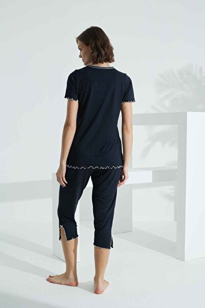 Evia Angelique Bamboo Fabric Short Sleeve Lace Detailed Women's Capri Suit 22261