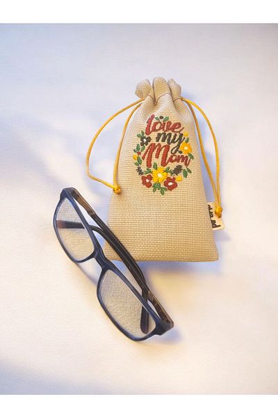 Pirene Mom Glasses Case