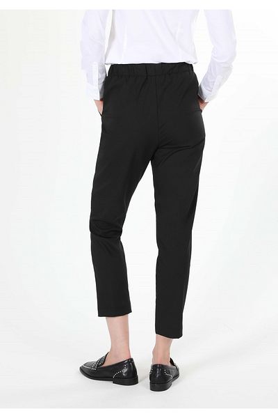 Colin's Pantaloni negri pentru femei, cu talie joasă, cu picioare drepte