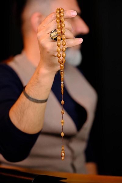 dergah tesbih سلسلة نحت أصلية من Master Mücahit Şener Beyzi Kesim Kuka Tasbih