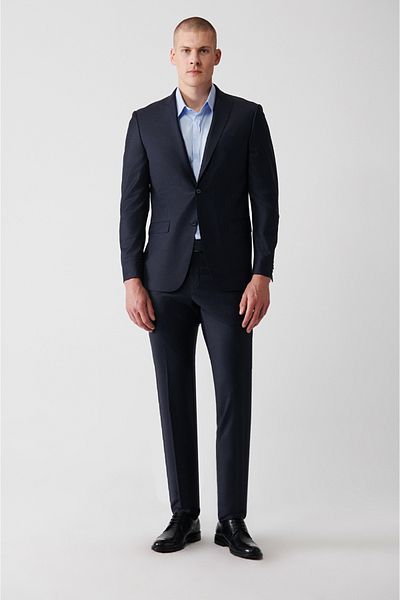 Avva Men's Navy Blue Swallow Collar Double Slit Lined Wool Suit B 007701
