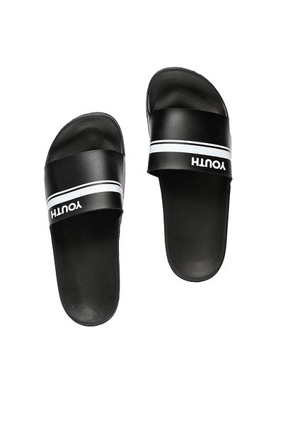 Colin's Men's Black Slippers
