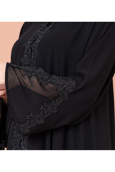 IKKXA Classic Floral Applique Abaya