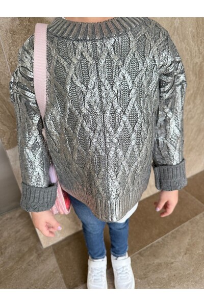 Melike Tatar Varaklı Çocuk Triko Kazak 32-7017-1