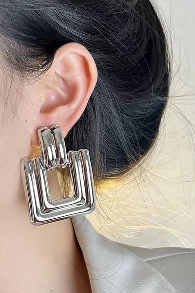 CAŞ DEKORASYON Silver Color Steel Earrings (Pair)