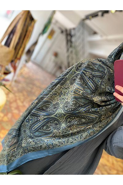 Neva Ethnic Pattern Shawl