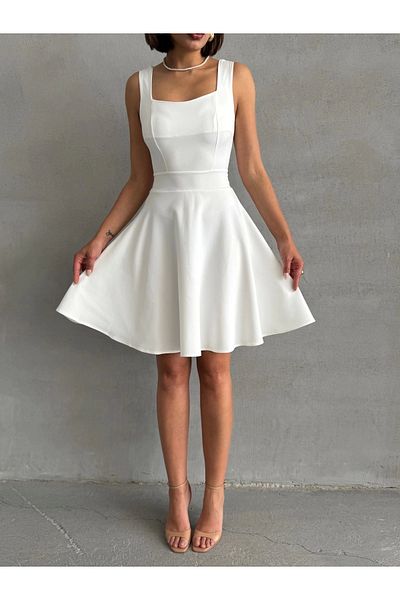 MODA Rochie scurtă de damă cu guler pătrat s251188